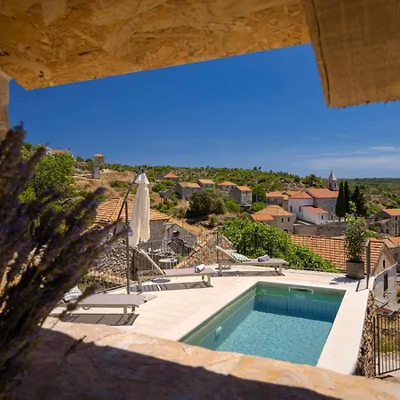 Zanino Villa *